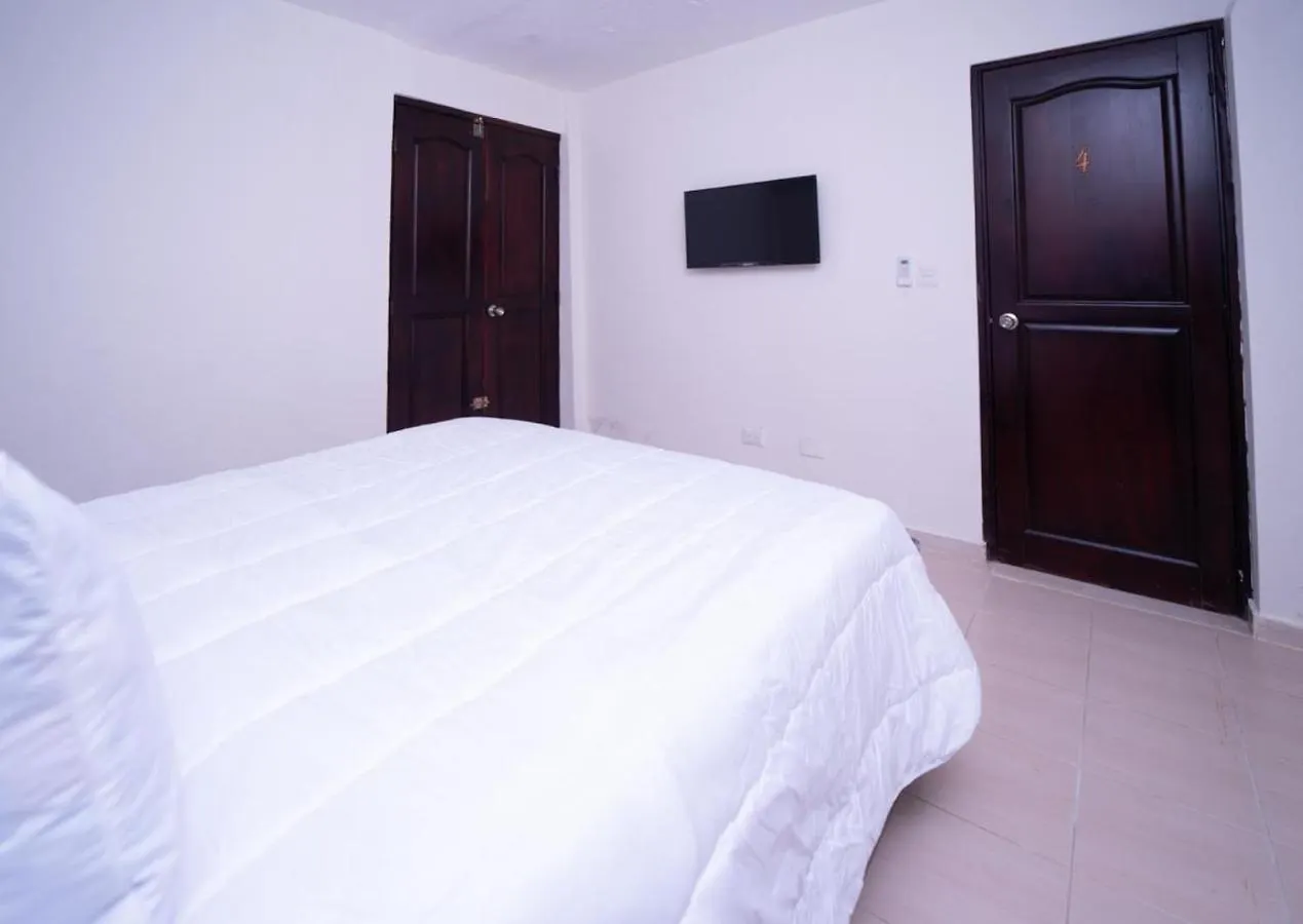 Samana Hotel Porto Escondido מלון דירות